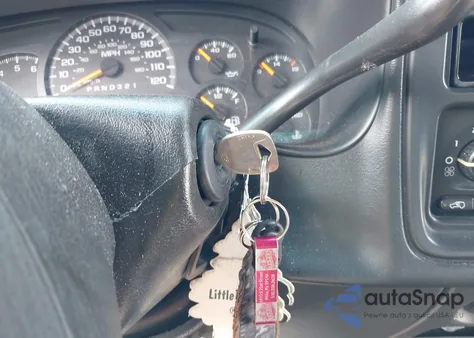 2004 Chevrolet Silverado 1500 Work Truck из США, поврежденный, VIN 1GCEK19TX4E376622